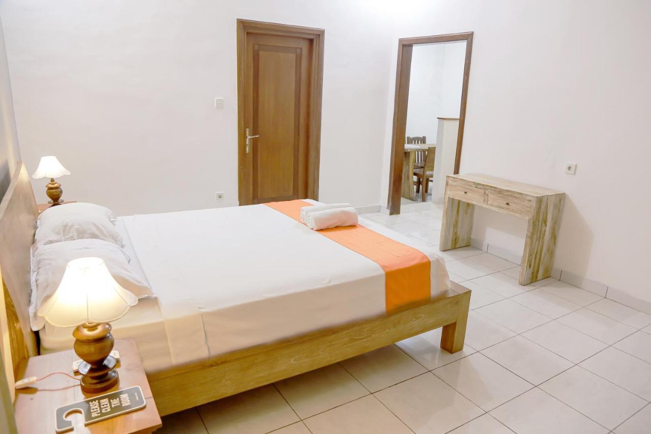 Orange Balangan Bungalow Jimbaran Buitenkant foto