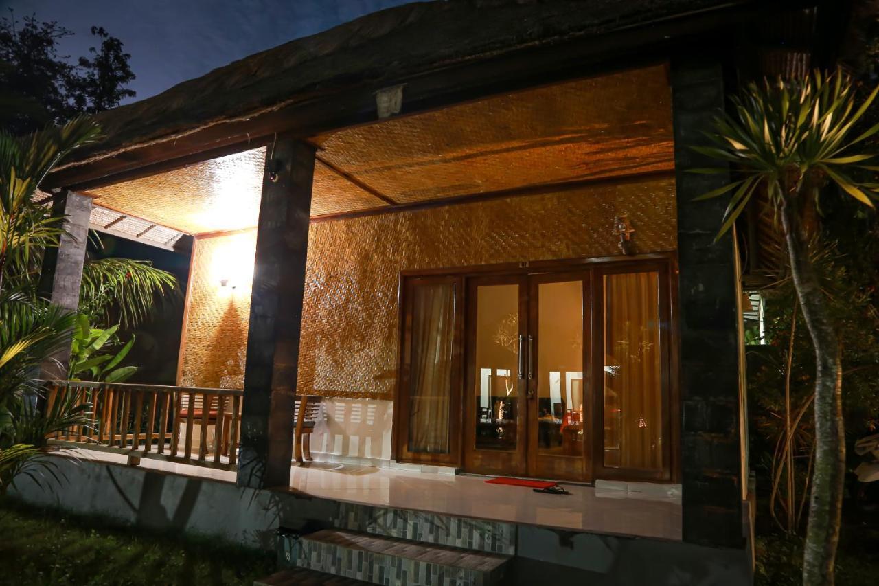 Orange Balangan Bungalow Jimbaran Buitenkant foto