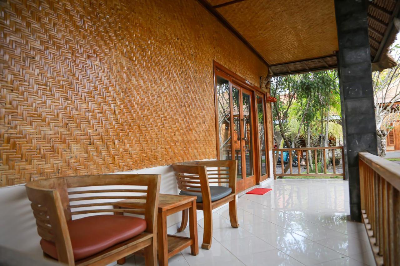 Orange Balangan Bungalow Jimbaran Buitenkant foto